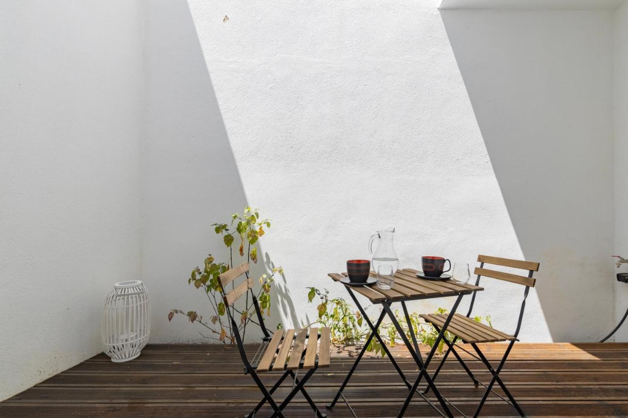 Apartment Your Dream Stay: Modern Amenities, Historic Charm Lissabon